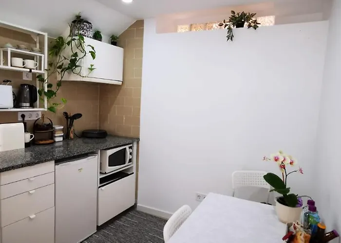 Quarto Duplo Com Kitchenette, Wc E Patio Privativo Apartment